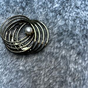 Vintage Gold Tone Spiral Shape Round Brooch  Pin